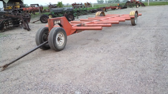 625 Trike Style Bale Wagon