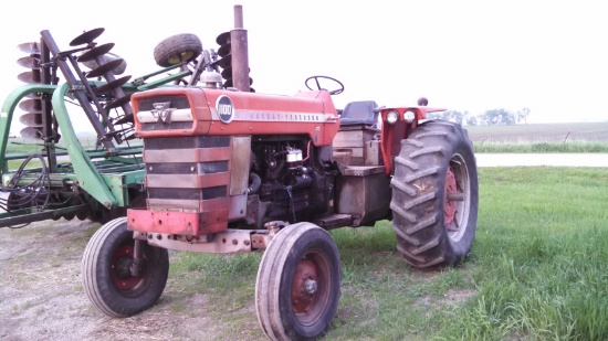 Massey Ferguson 1100 Diesel Wide Front Tractor