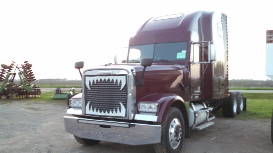 1999 Freightliner FLDXL120 Semi