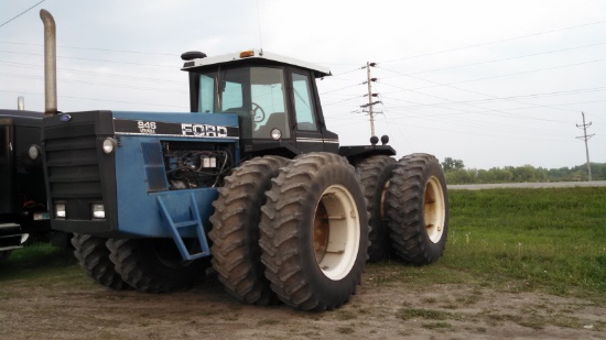 Ford Versatile 946 4x4 Tractor