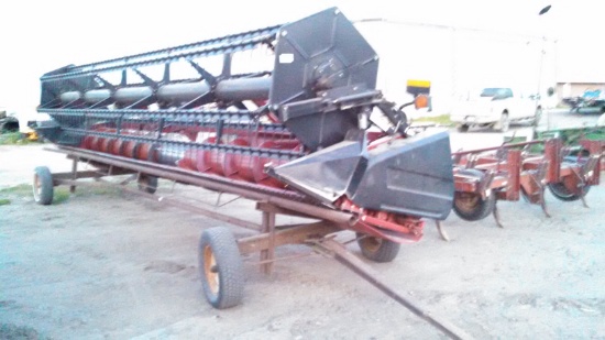 Case IH 1020 Bean Head 25' with JD Head Trailer