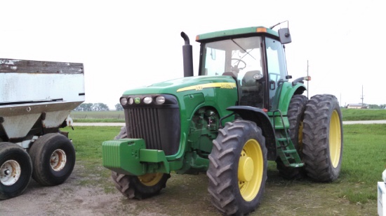 2003 JD 8420 MFD Front Wheel Assist Tractor