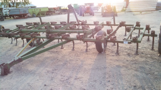 Glencoe Chisel Plow