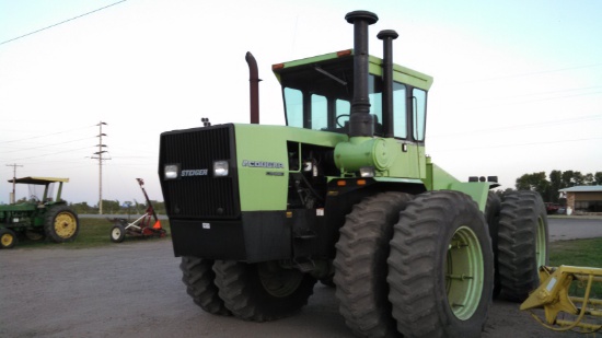 1983 Steiger Cougar 4x4 Tractor