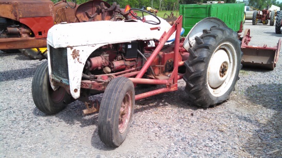8N Ford Tractor with Loader & Bucket Motor Loose