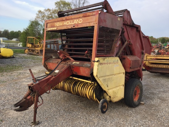 851 NEW HOLLAND ROUND BALER