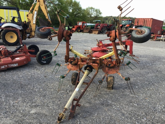 4 BASKET WALTON HAY TEDDER