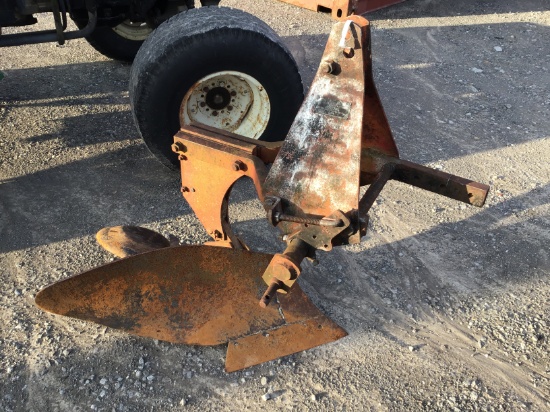 1X FORD PLOW