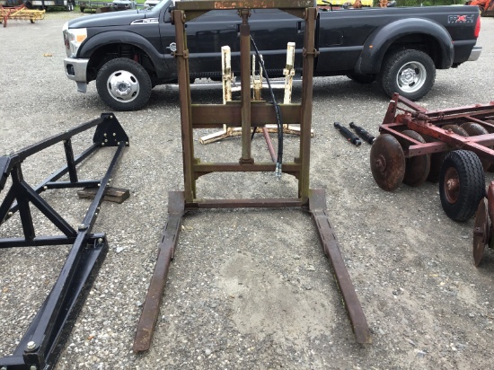 3PT FORKLIFT