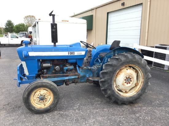 3000 FORD TRACTOR