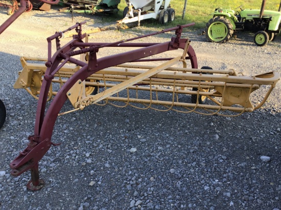 256 NEW HOLLAND HAY RAKE