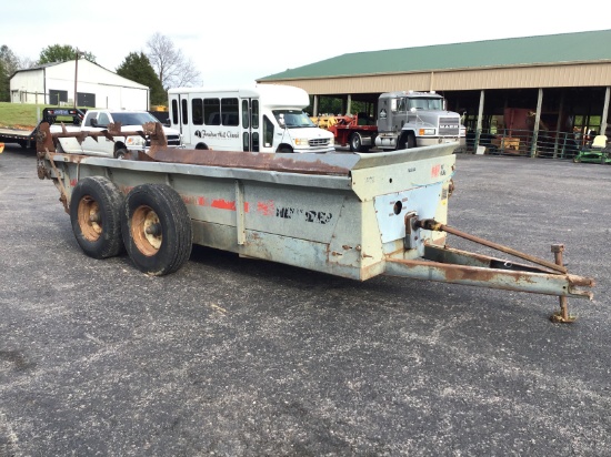 3632 NEW IDEA MANURE SPREADER