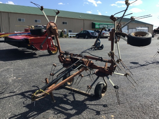 4 BASKET HYDRAULIC FOLD TEDDER