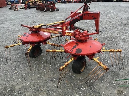 254 NEW HOLLAND RAKE/TEDDER