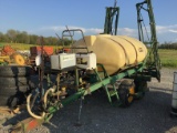 TOP AIR 1000 GAL. SPRAYER W/ MONITOR
