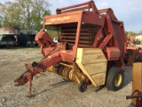 852 NEW HOLLAND ROUND BALER