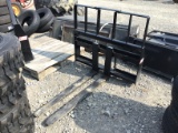 SET OF PALLET FORK ATTACHMENT 4200 LBS