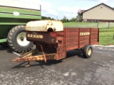 GEHL SILAGE CART