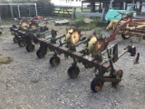 JD 6 ROW CULTIVATOR