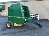 330 JOHN DEERE ROUND BALER (VERY NICE )