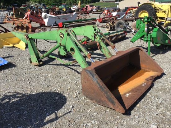 148 JOHN DEERE LOADER (NO BRACKETS)