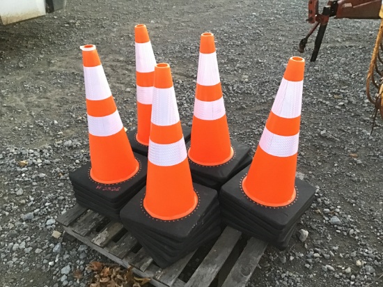 (25) NEW SAFETY CONES