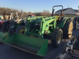 5525 JOHN DEERE TRACTOR W/ LOADER