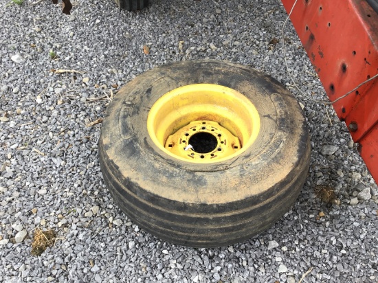 31X13.50/15 IMPLEMENT WHEEL AND TIRE