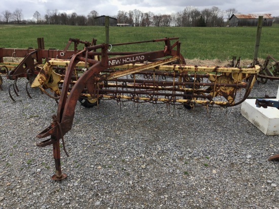 256 NEW HOLLAND HAY RAKE
