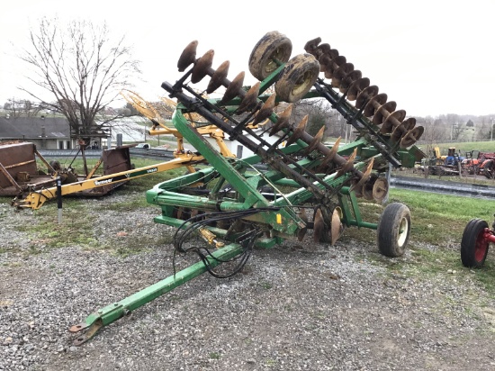 220 JOHN DEERE DISK