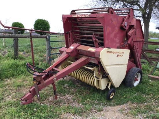 847 NEW HOLLAND ROUND BALER