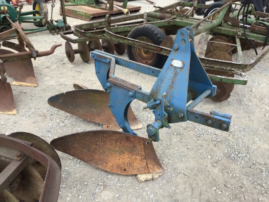 2X FORD PLOW