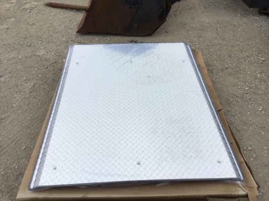 NEW DIAMOND PLATE TRACTOR CANOPY