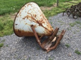 FERTILIZER SPREADER