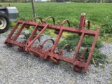 9 SHANK CHISEL PLOW