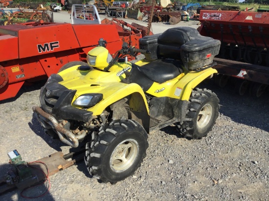 500 VINSON FOUR WHEELER W/ WINCH AND FRONT BLADE