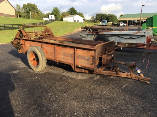 #19 NEW IDEA MANURE SPREADER