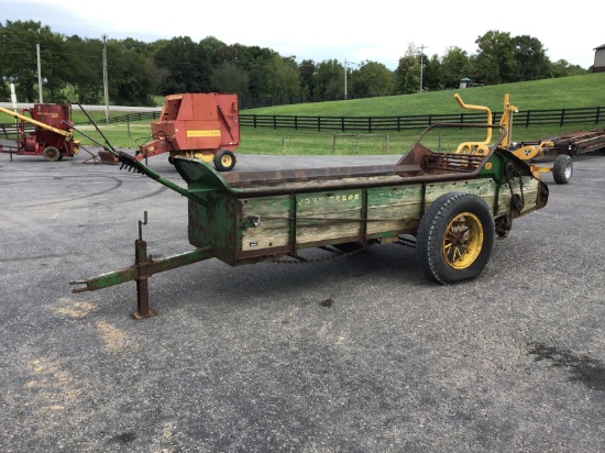 MODEL "R" JOHN DEERE MANURE SPREADER