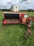 124 MASSEY FERGUSON SQUARE BALER