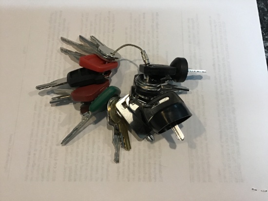 24 PC. EQUIPMENT KEY SET