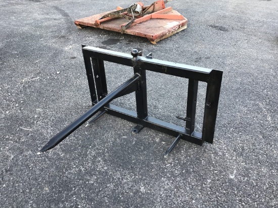 FRONT LOADER OR 3PT HAY FORK W/ TRAILER BALL