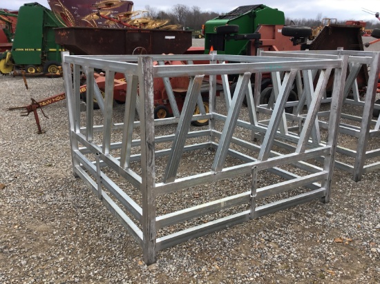 NEW HEAVY DUTY SQUARE ROUND BALE FEEDER