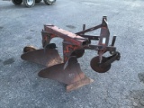 2X 420 IH PLOW