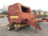 660 NEW HOLLAND ROUND BALER