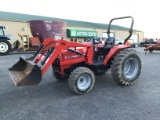 1440V MASSEY FERGUSON TRACTOR W/ LOADER