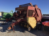 852 NEW HOLLAND ROUND BALER