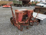 2 ROW MASSEY FERGUSON CORN PLANTER