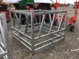 NEW HEAVY DUTY SQUARE ROUND BALE FEEDER