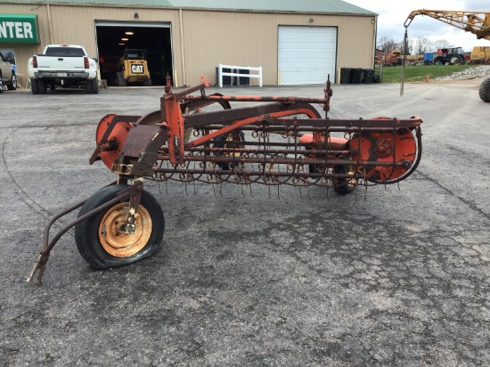 NEW IDEA DOLLY HAY RAKE