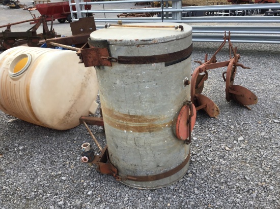 140 GALLON METAL TANK W/ BRACKETS
